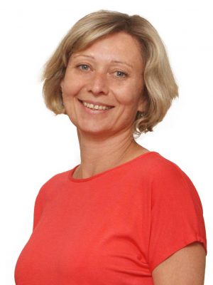 Gabriela Vaníčková, Προϊστάμενος Γραμματείας και Λογιστηρίου 